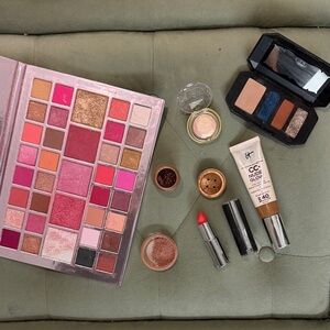 8 piece assorted makeup lot